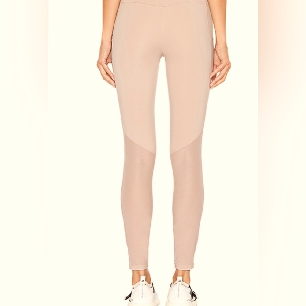 ~ Varley Women’s Leggings With Mesh Blush Pink Nude